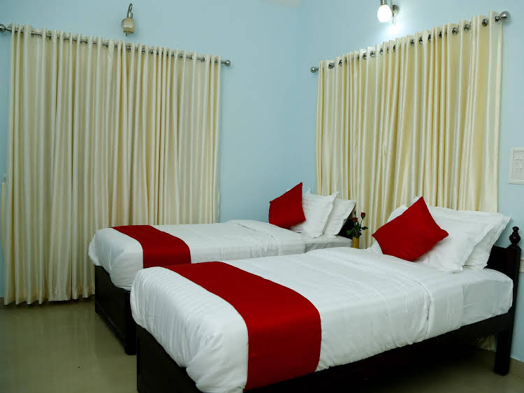 Aruvi Resort Munnar 