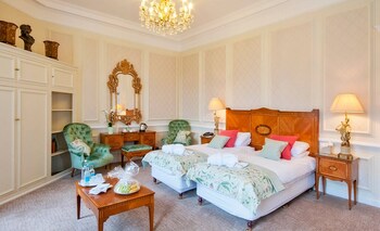 Champneys Henlow Guestroom