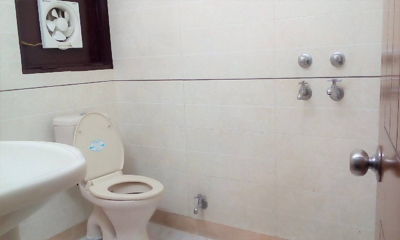 Hotel Ganesha Inn 