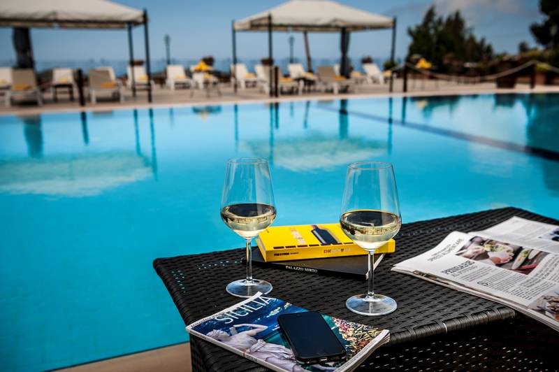 Relais Santa Anastasia Pool