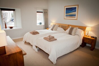 West Fenton Court (وست فنتون كورت) Guestroom