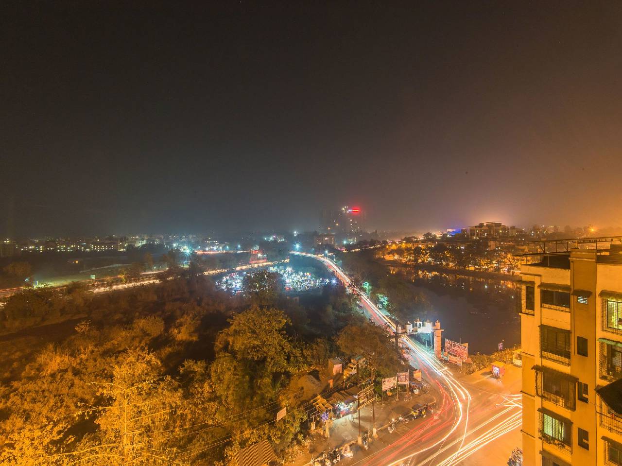 Oyo 11855 Phoenix Hotel 