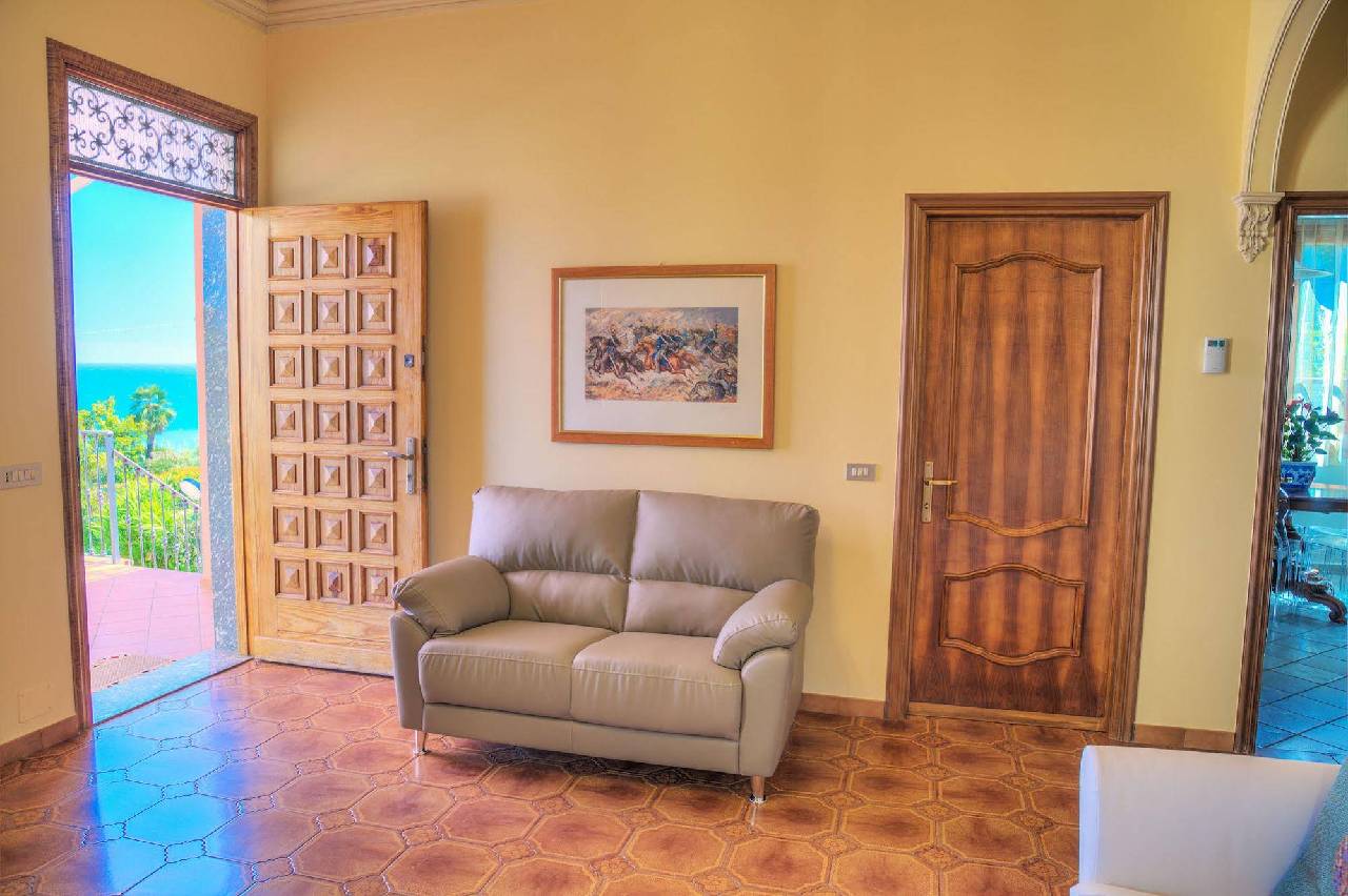 Villa Magnolia Costarainera 
