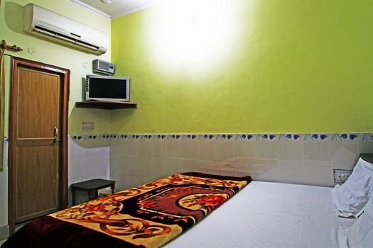Dev Hotel 