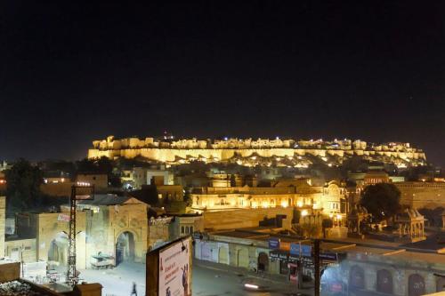 1 Br Guest House In Hanuman Circle Jaisalmer By Guesthouser 