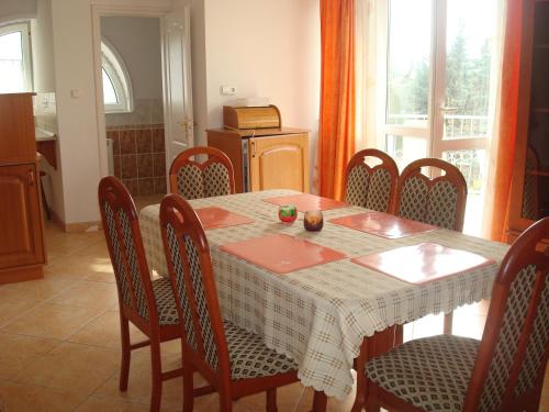P.m. Apartman 