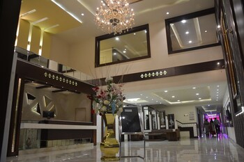 Hotel Ashish Continental Lobby Sitting Area