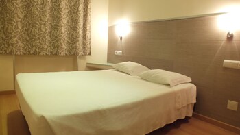 Guest House Bocage Guestroom