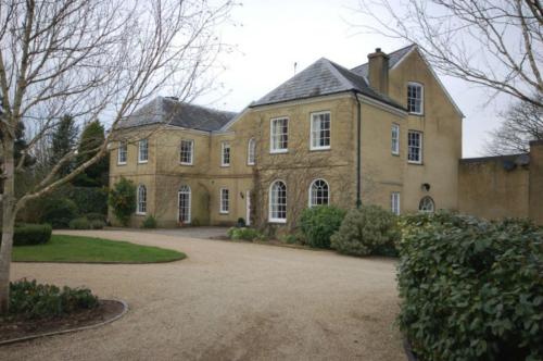 Clemenstone House B&b 