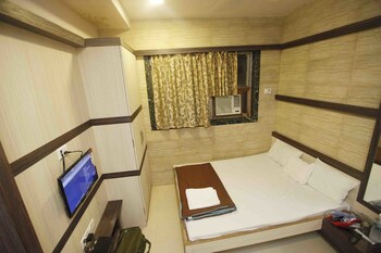 Hotel Al Moazin Guestroom