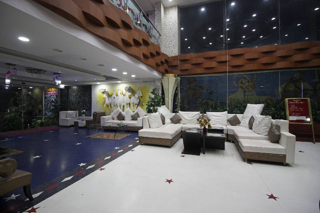 Hotel Raj Mandir By Rb Group 