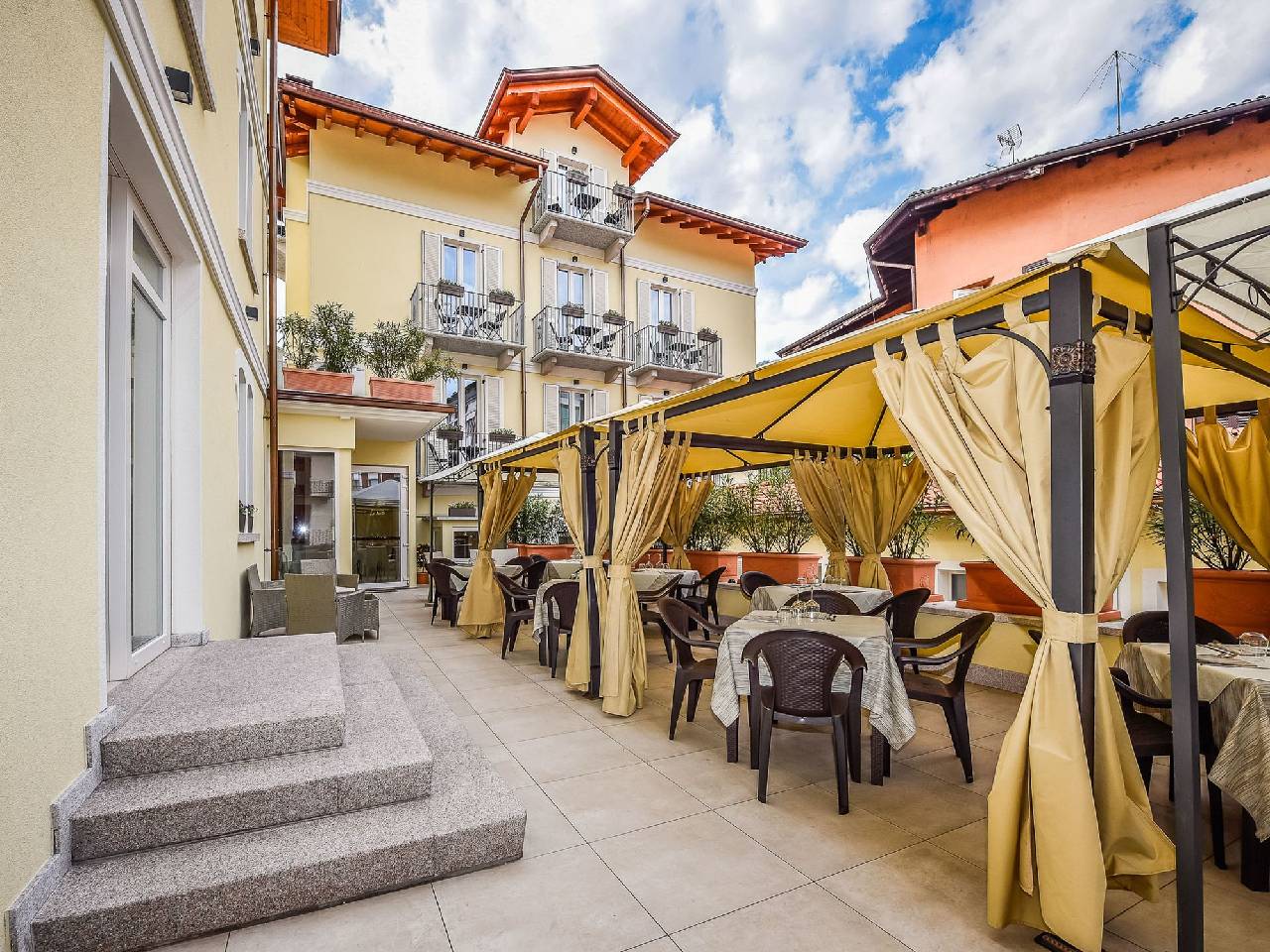 Hotel Rosa 