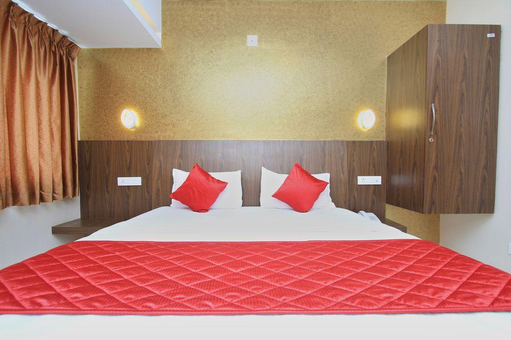 Oyo 11396 Hotel Cyprus Inn 
