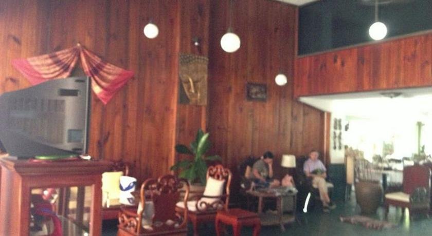 Budchadakham Hotel 