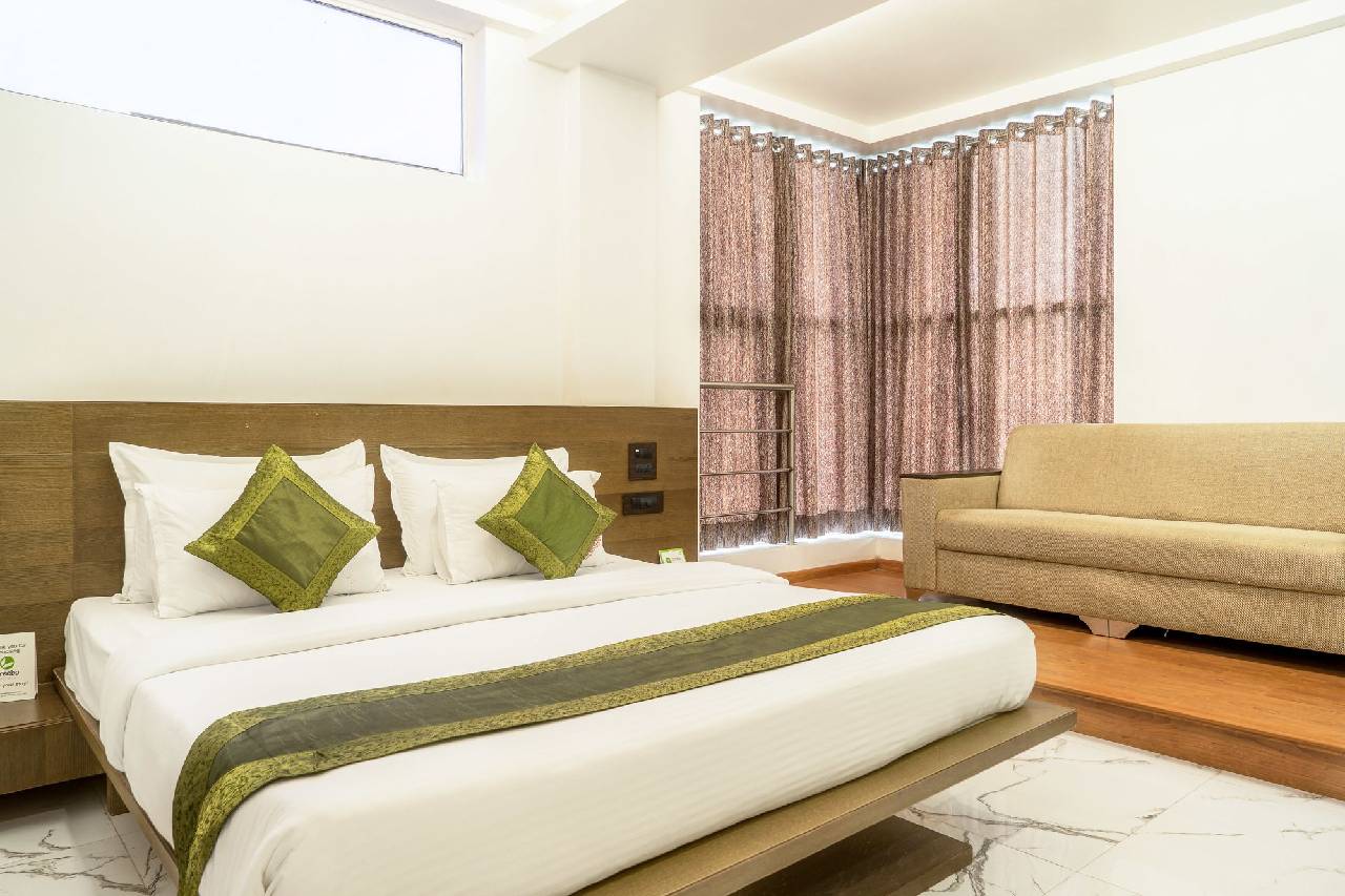Treebo House Khas 