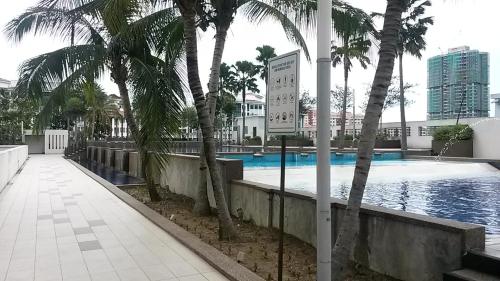 Garden Apartment At Zenith (گاردن آپارتمان ات زنیت) 