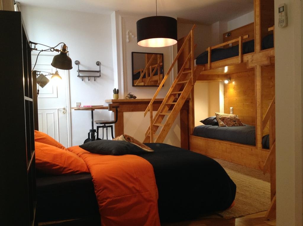 Skindles Guesthouse 