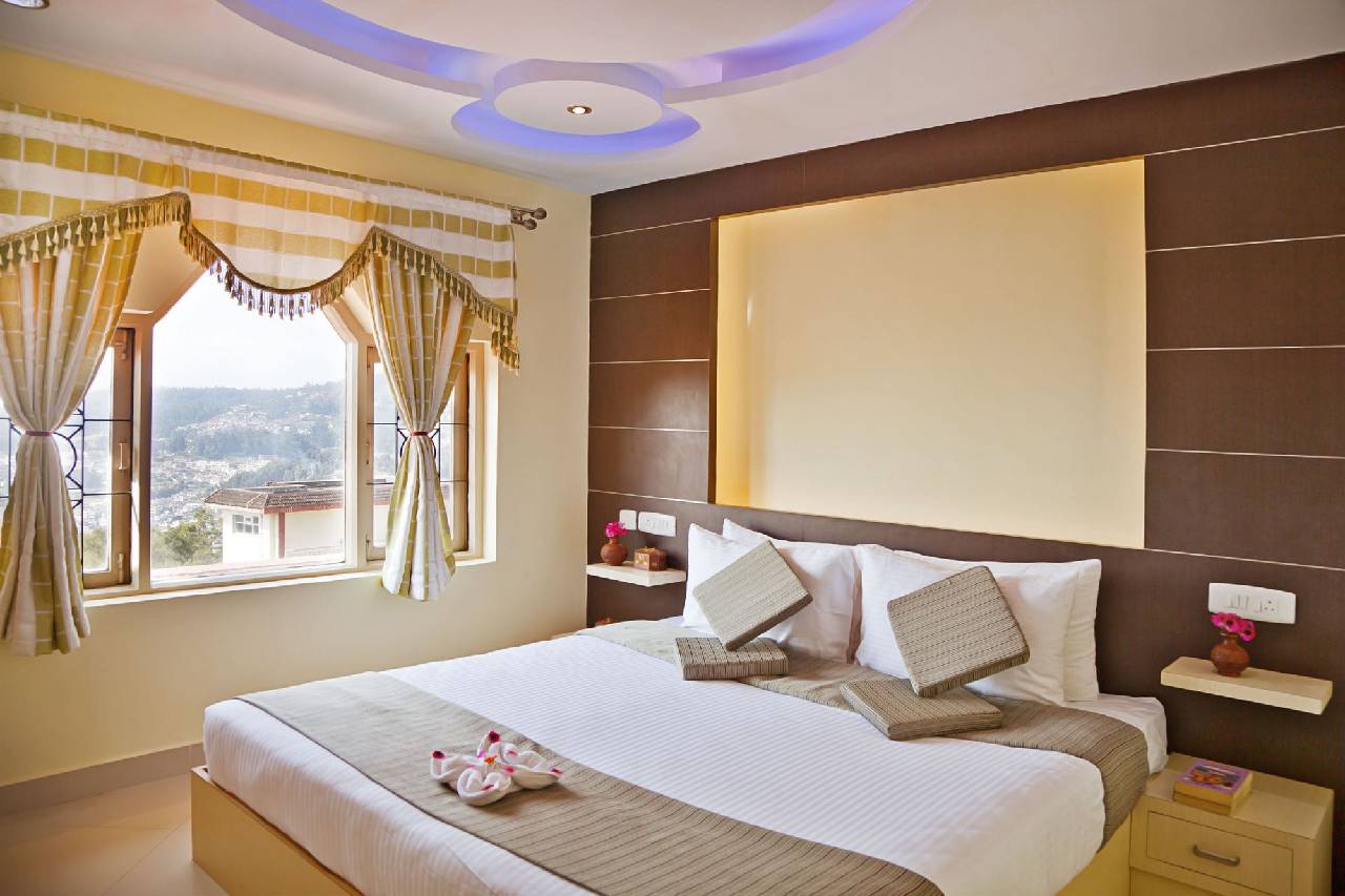 Sterling Ooty Elk Hill 