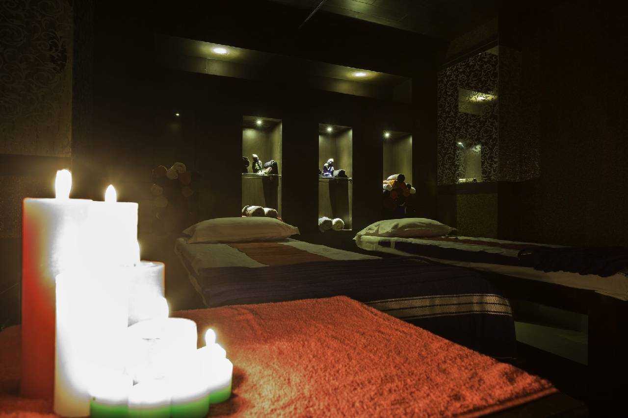 Golden Star Continental & Spa 