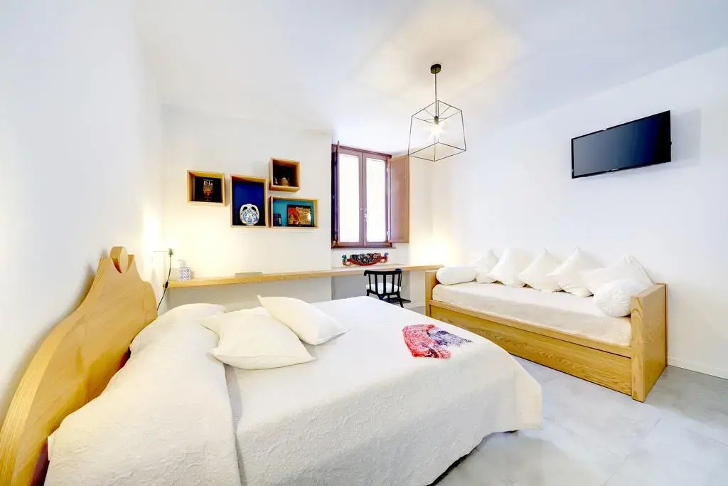 Etna Genus Guest House 