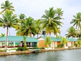 Riverine Resort 