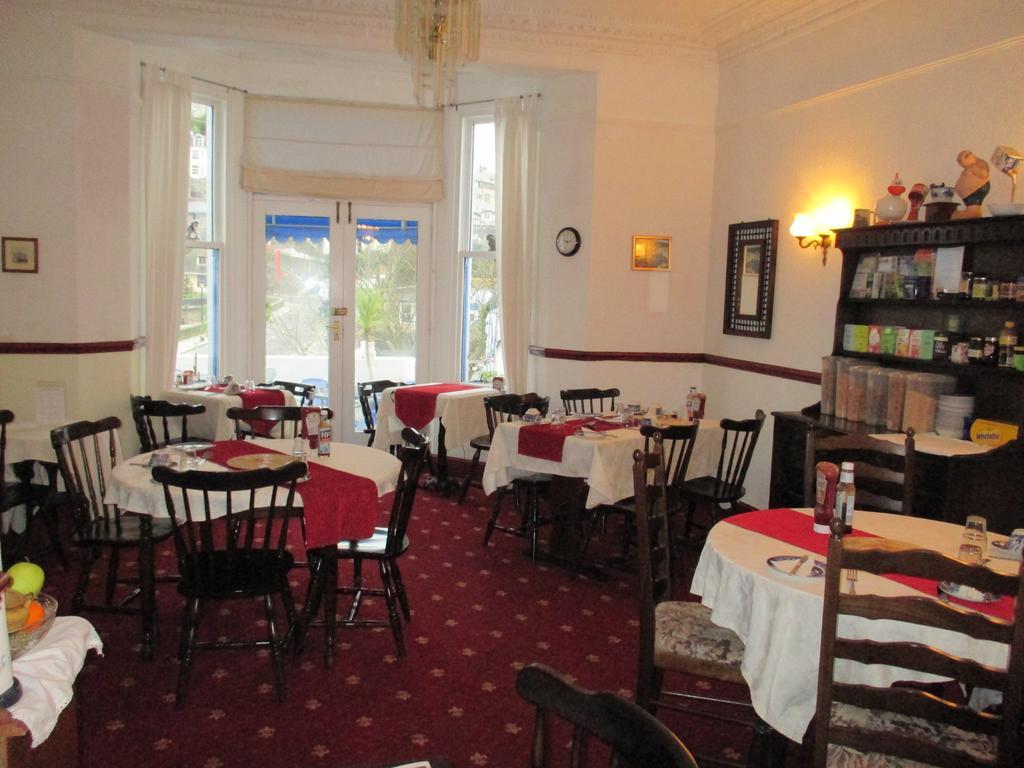 Bridgeside Guest House B And B 