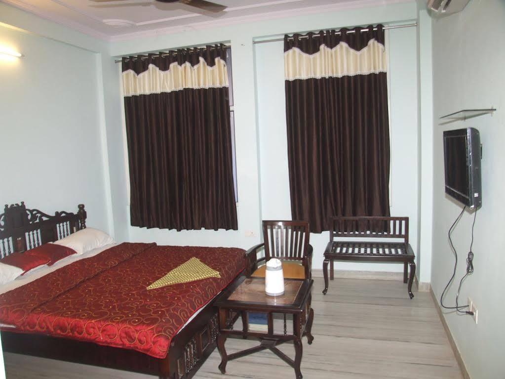 Chit Chat Guest House 