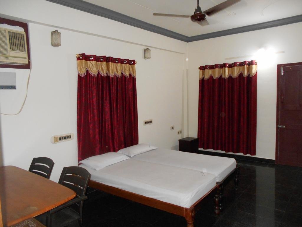 Ktc Guest House 