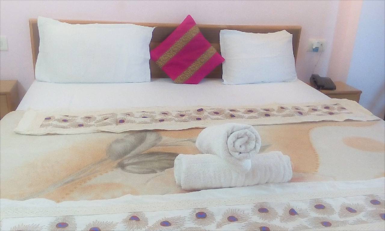 Hotel Ganesha Inn 