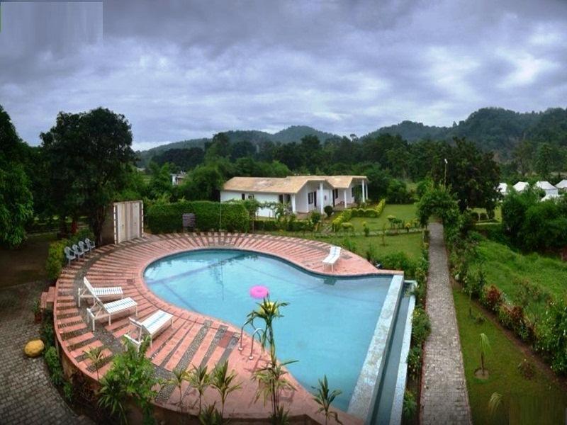 Corbett Woods Resort 