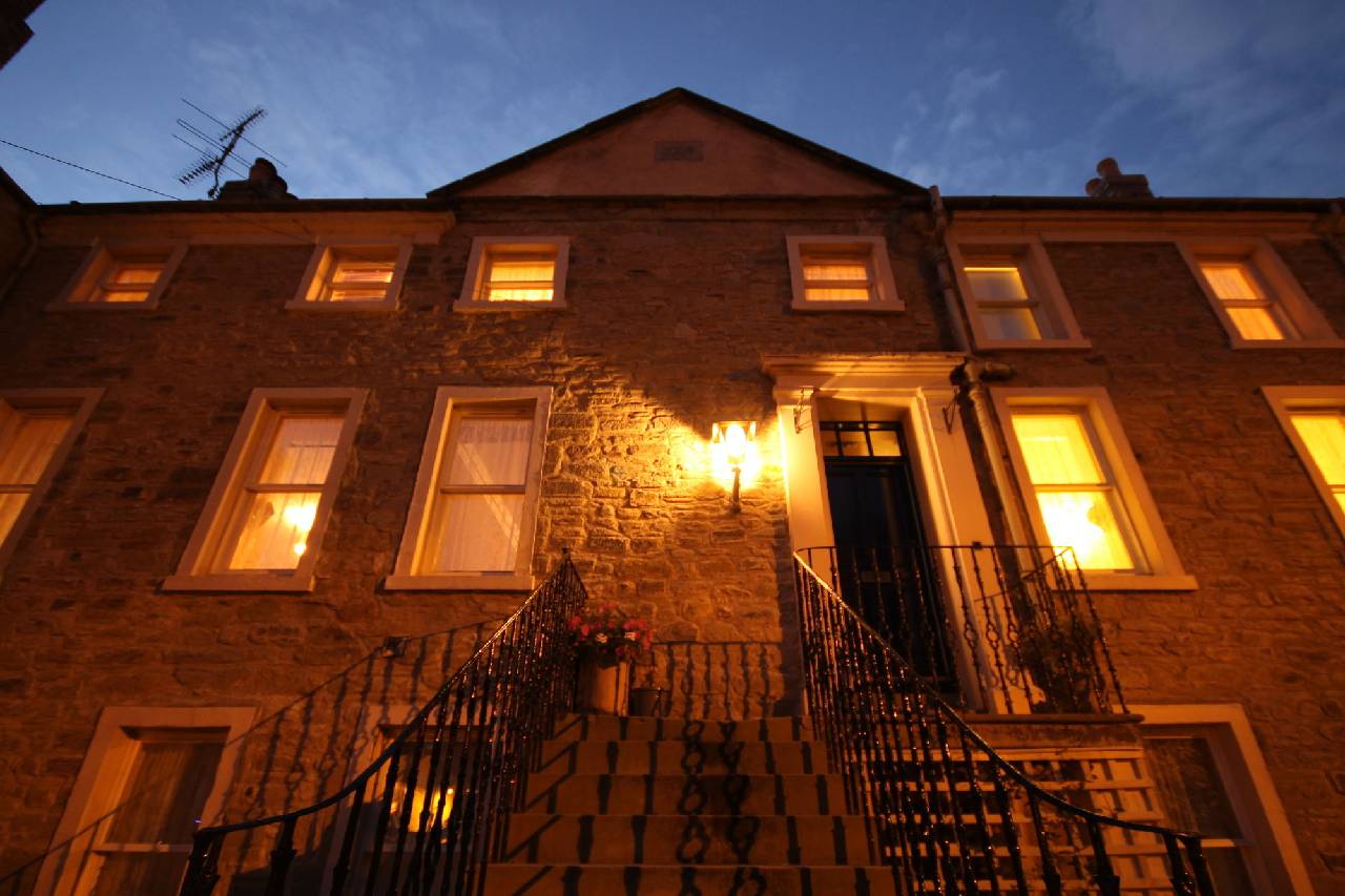 Inglestone House 