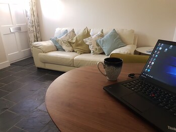 St Michaels Cottage (است میچالس كوتاج) Living Area