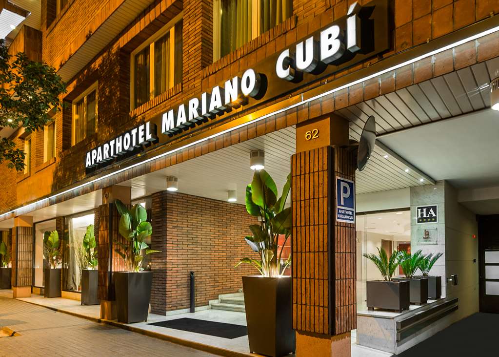 Aparthotel Mariano Cubi Barcelona (آپارتوتل ماریانو كوبی بارسلونا) EXTERIOR