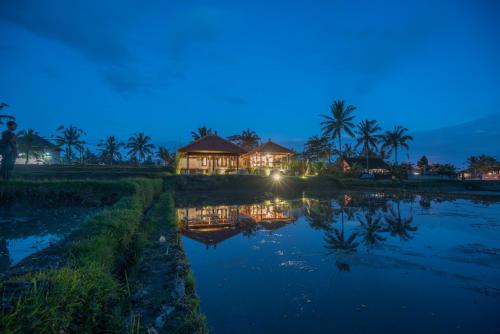 Tunjung Putih Villa 