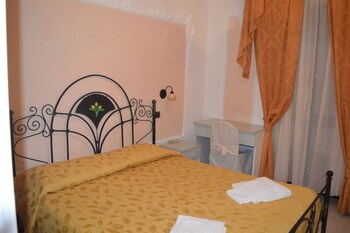 Hotel Ristorante Pizzeria Le Voilier Guestroom