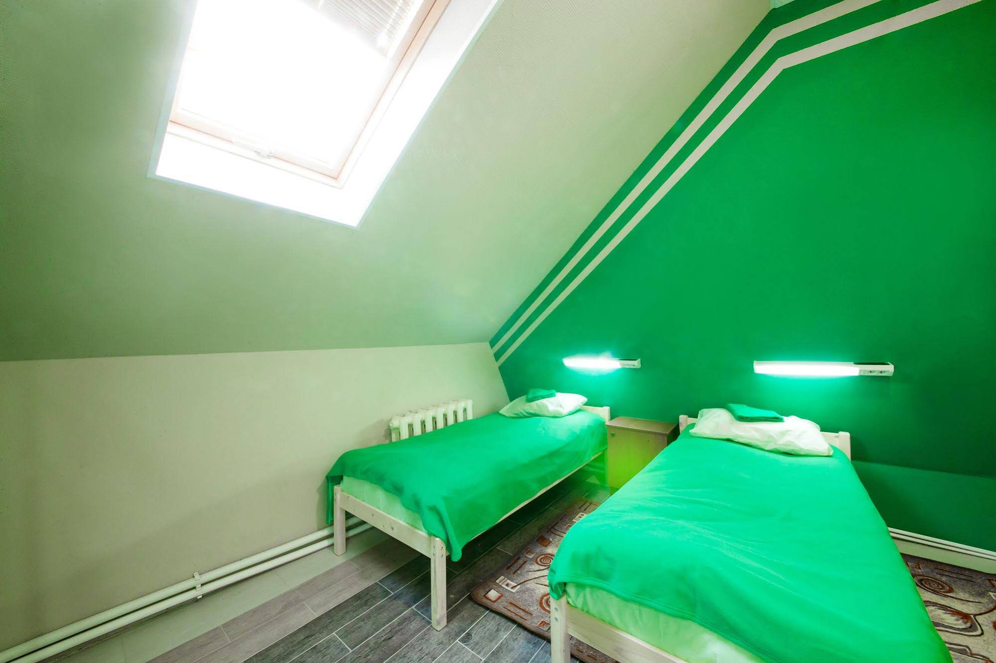 Nice Hostel 33 