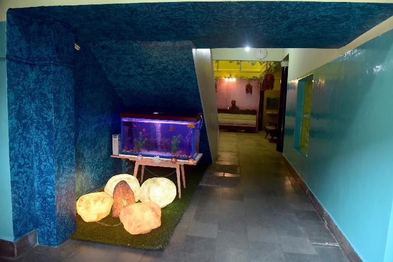 Hotel Deluxe Residency 