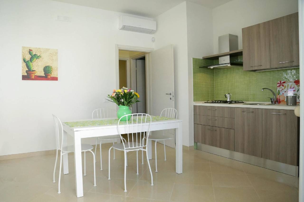 Apartment With In Marina Di Mancaversa With Enclosed Garde 
