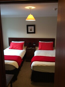 The Stag Hotel Guestroom