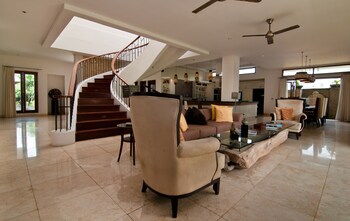 Villa Kaira Living Area