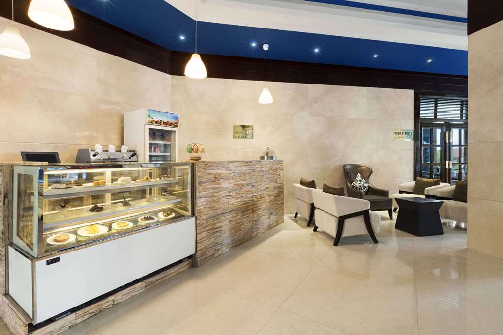 Ramada Alleppey Restaurant