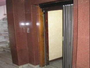 Hotel Jaysanthi 