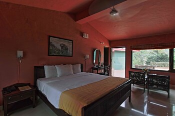 Corbett Riverside Resort 