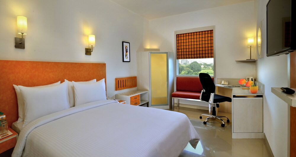 Red Fox Hotel Bhiwadi Guestroom
