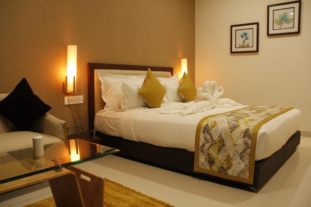 Rudraksh Club & Resort 