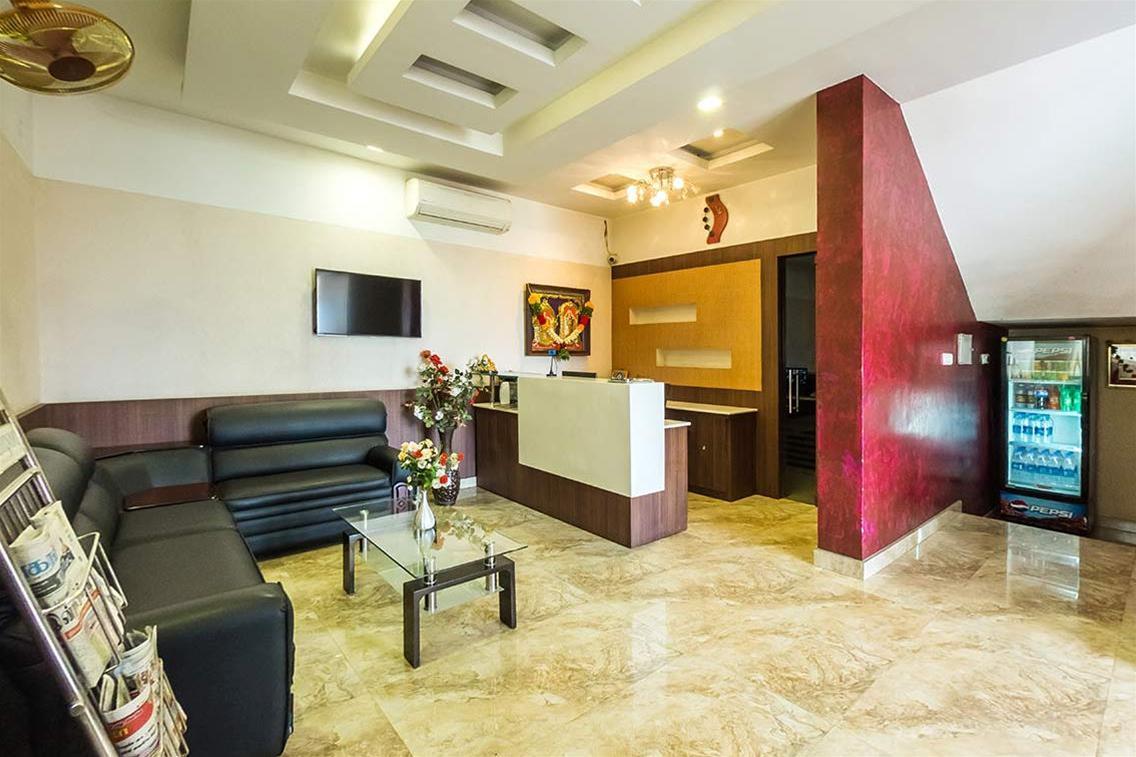 Hotel Imperial Regency (هتل ایمپریال ریجنسی) 