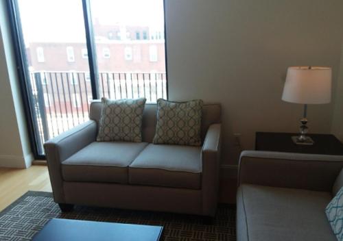The Tremont 308 ( ترمونت ۳۰۸) 