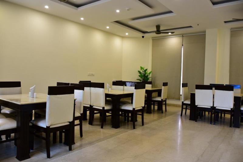 Pacific Inn Eden Royal Hotel Restaurant
