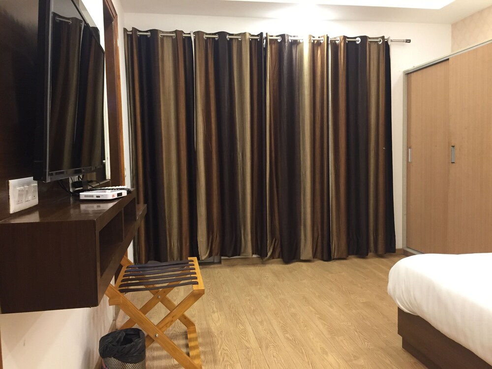 Bawa Residency Guestroom