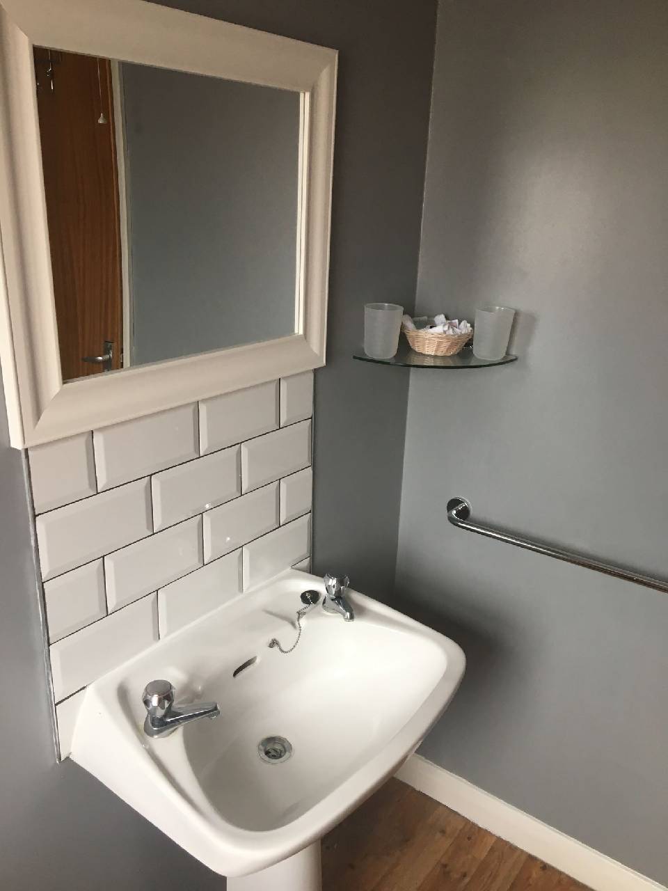White Lodge Guest House (وایت لاج گست هاوس) 